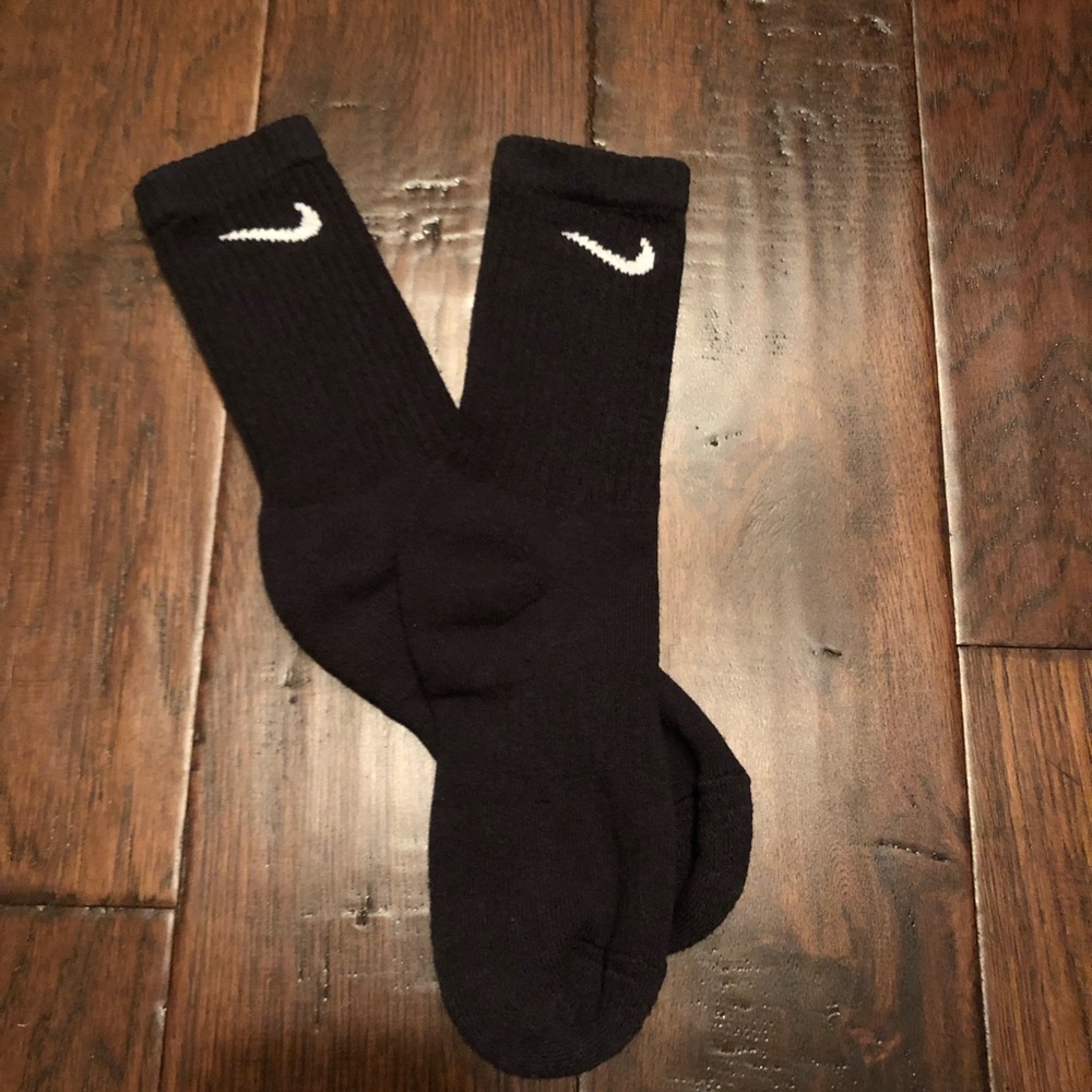 Nike everyday cushion crew socks black Medium